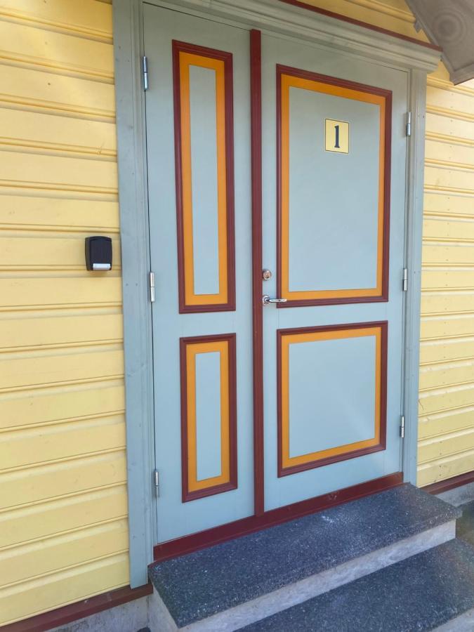 Appartamento Ranna Majutus Pärnu Esterno foto